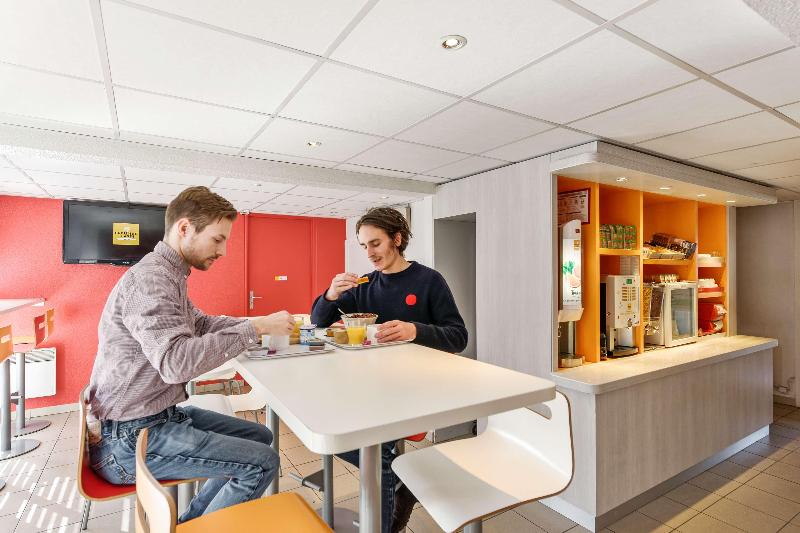 Premiere Classe La Roche Sur Yon - Restoran
