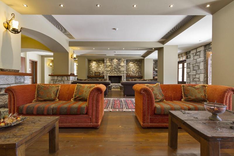 Itilo Traditional Hotel - Lobi