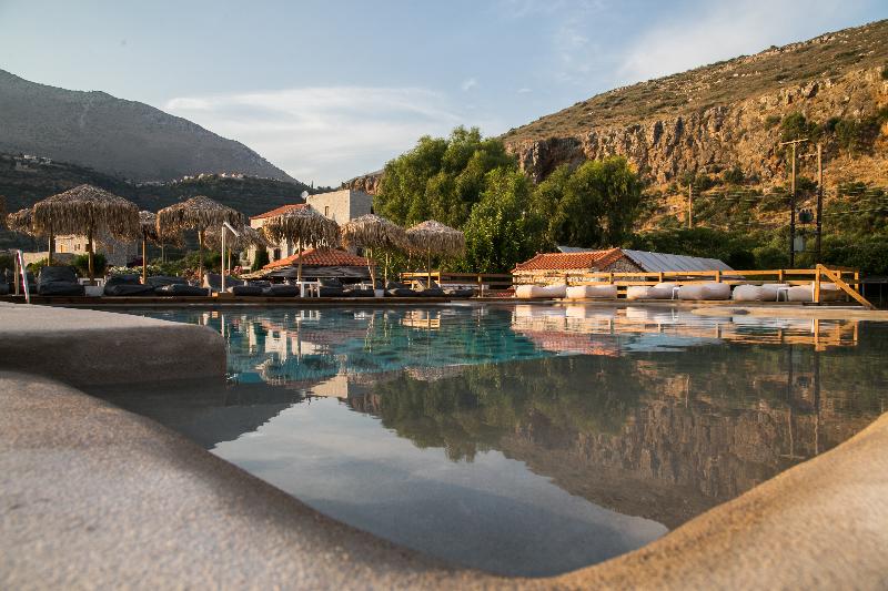 Itilo Traditional Hotel - Havuz