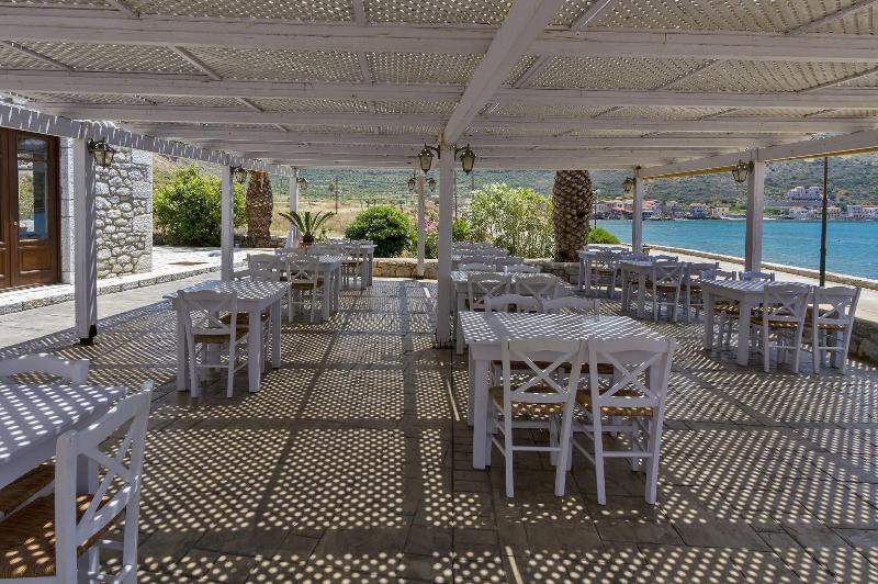 Itilo Traditional Hotel - Restoran