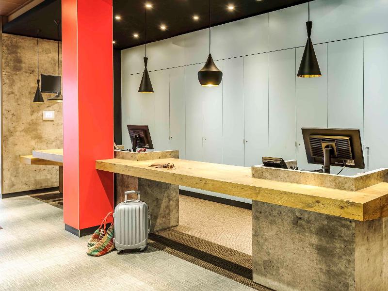 ibis Berlin Hauptbahnhof - Lobi