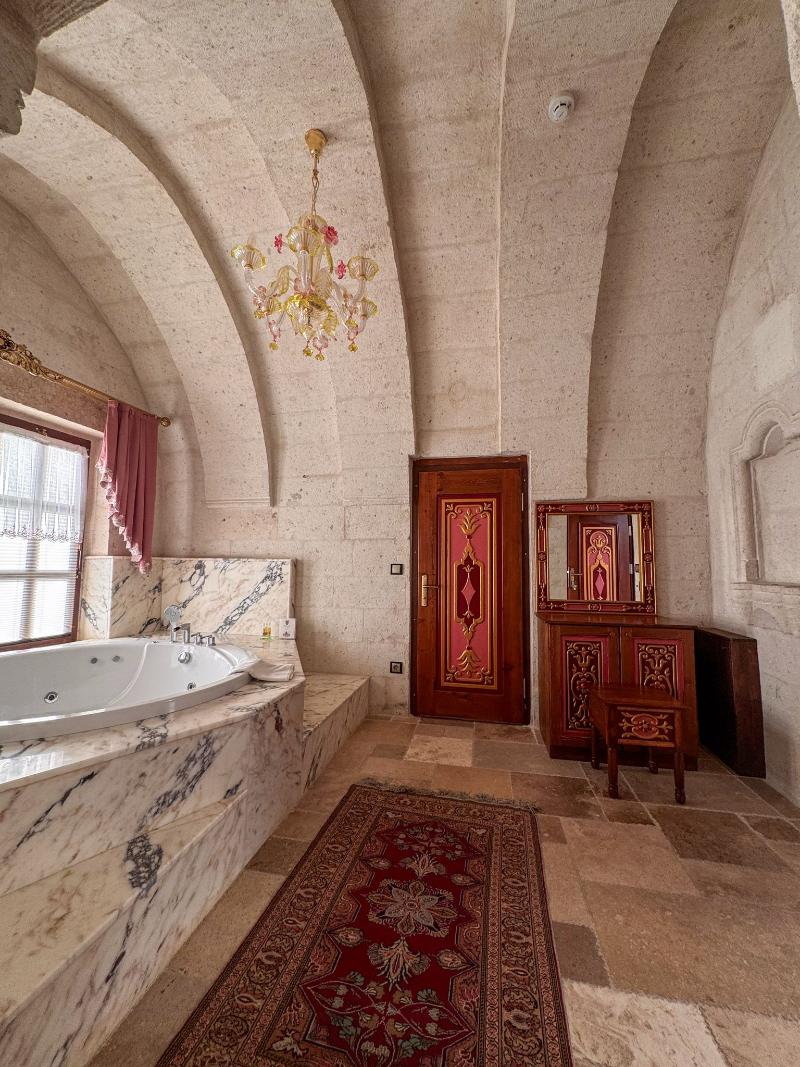 Elika Cave Suites & Spa - Oda