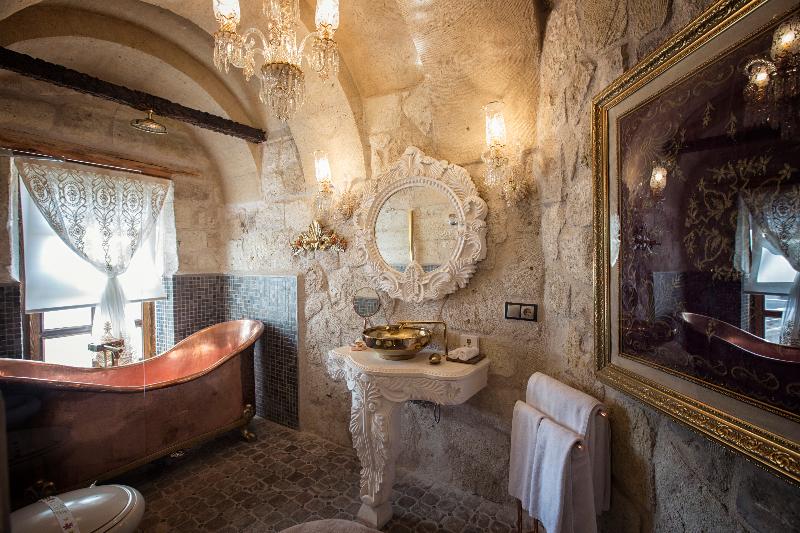 Elika Cave Suites & Spa - Oda
