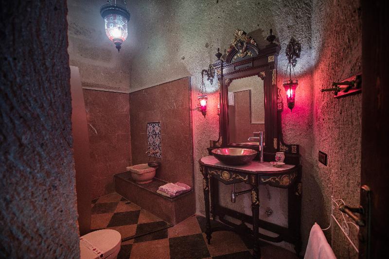 Elika Cave Suites & Spa - Oda