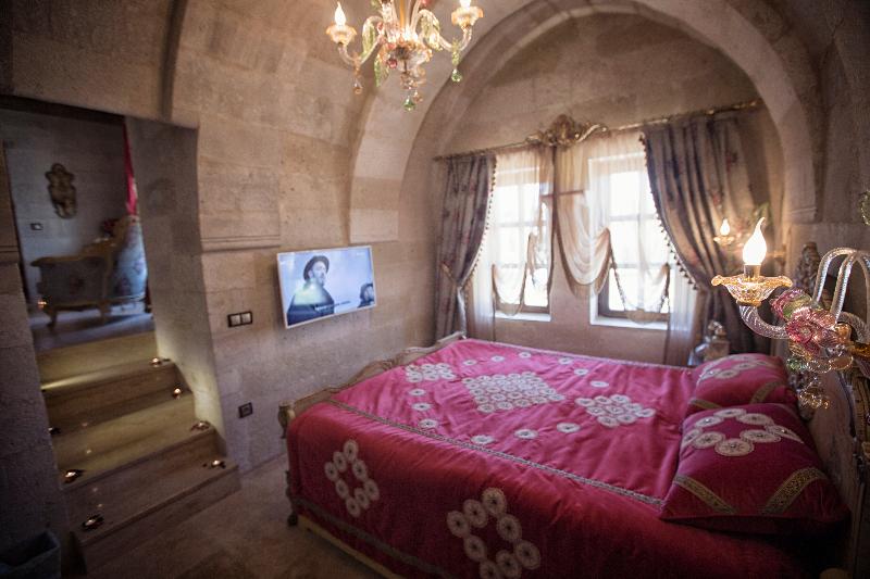 Elika Cave Suites & Spa - Oda