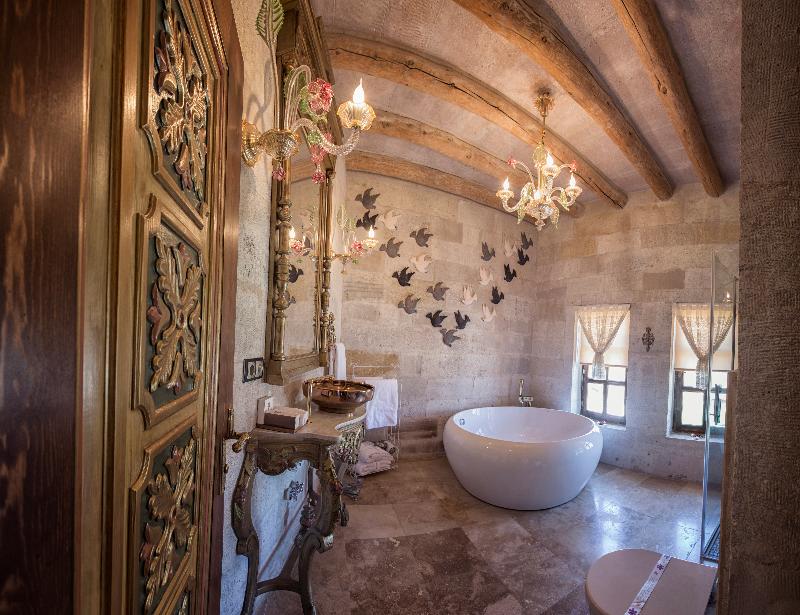 Elika Cave Suites & Spa - Oda