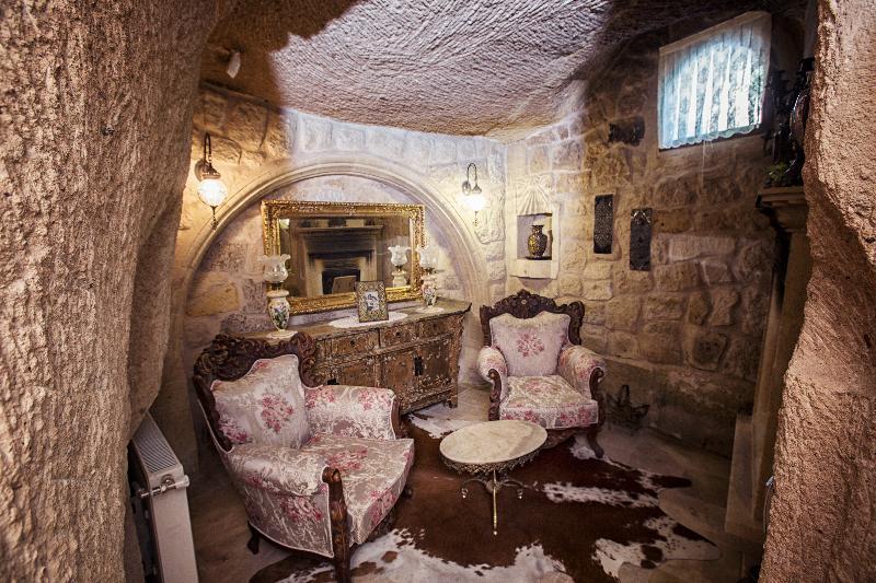 Elika Cave Suites & Spa - Oda