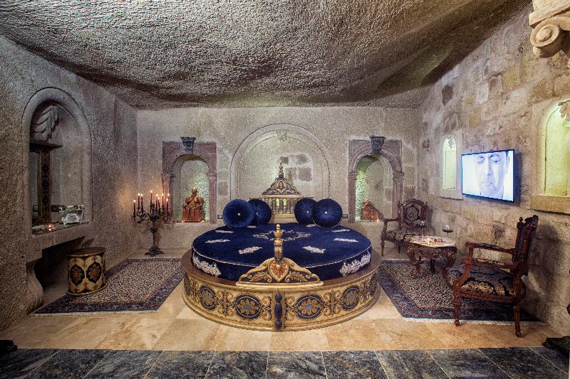 Elika Cave Suites & Spa - Oda