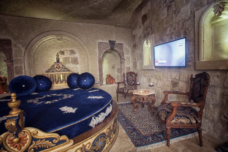 Elika Cave Suites & Spa - Oda