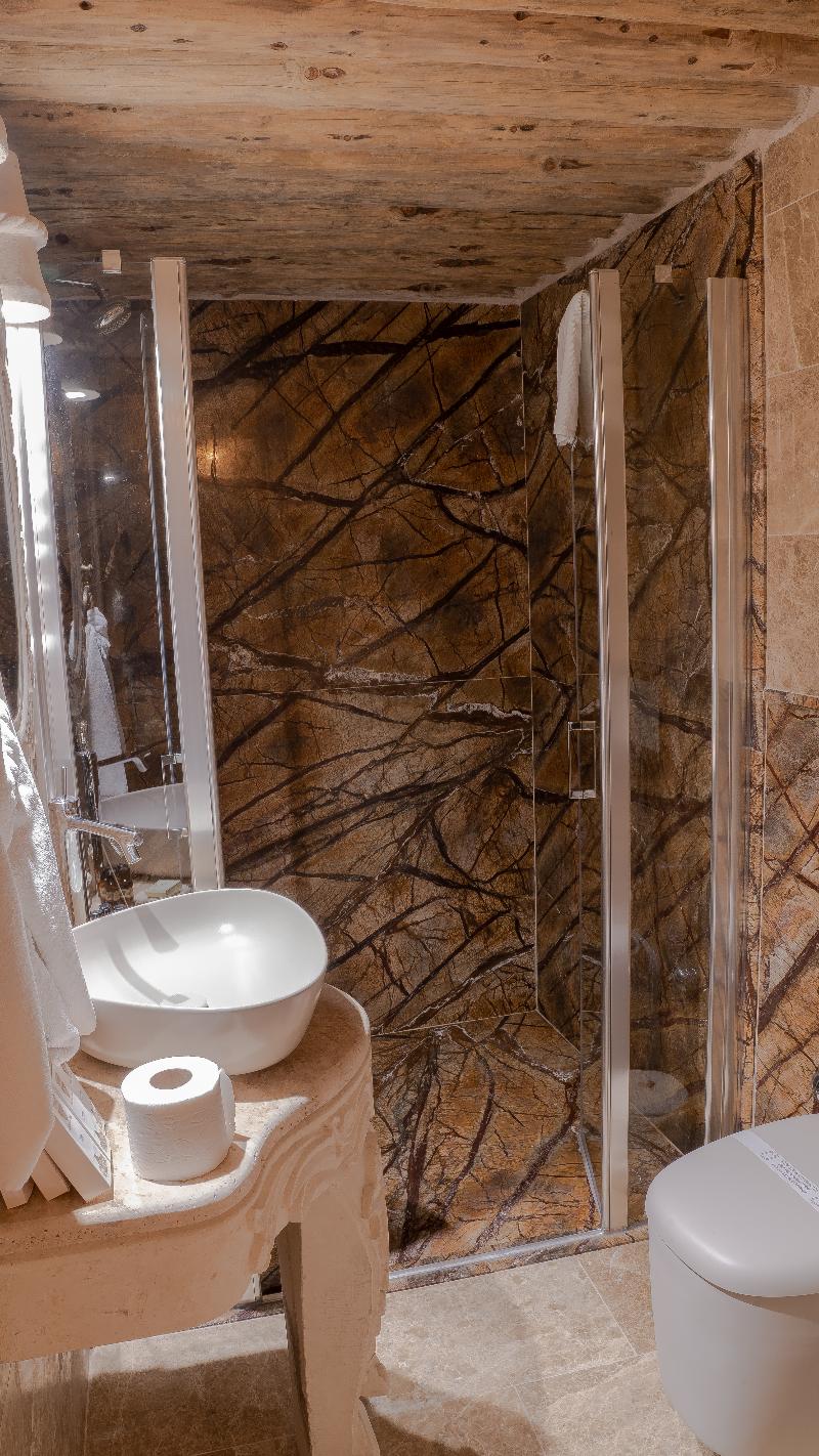Elika Cave Suites & Spa - Oda