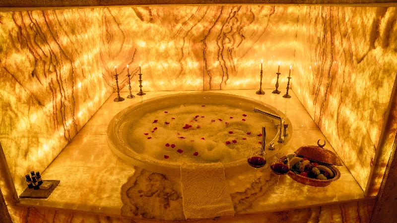 Elika Cave Suites & Spa - Oda