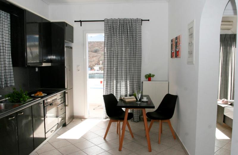 Vithos Aparthotel - Oda
