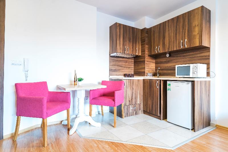 Persey Admiral Plaza Apartments - Oda