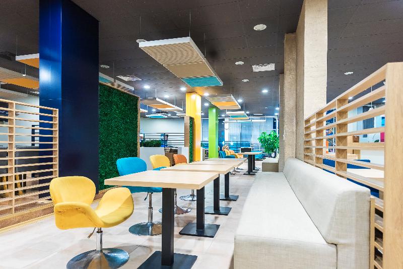 Persey Admiral Plaza Apartments - Restoran