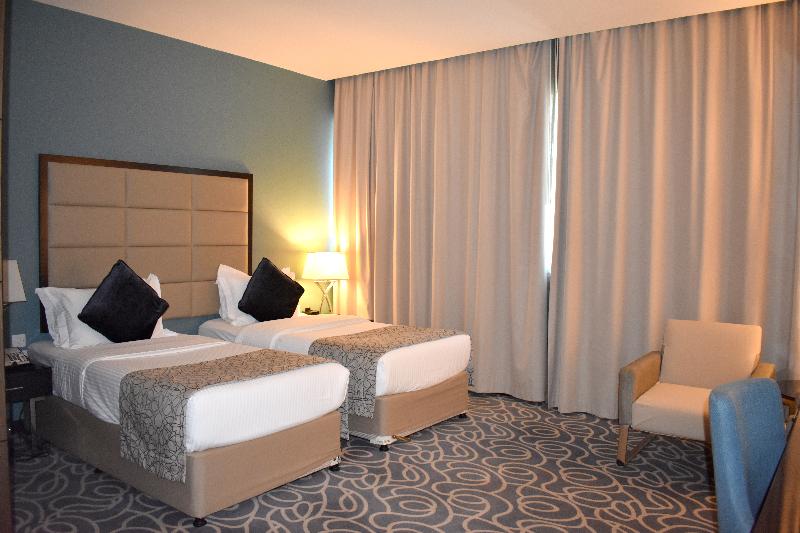 Ramada Hotel Abu Dhabi Corniche - Oda