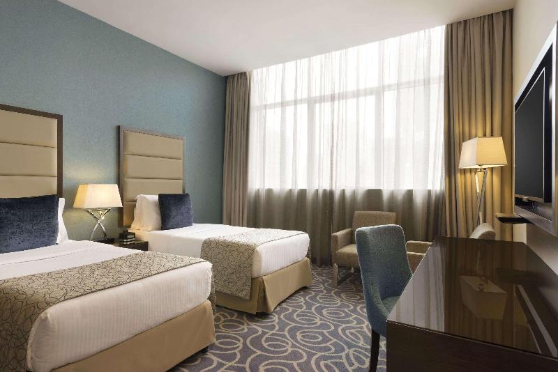 Ramada Hotel Abu Dhabi Corniche - Oda
