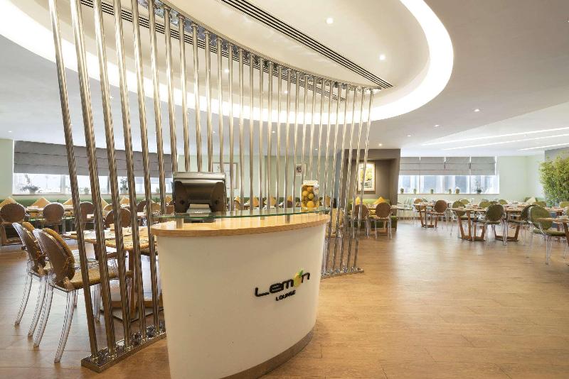 Ramada Hotel Abu Dhabi Corniche - Restoran