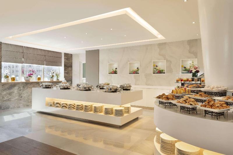 Ramada Hotel Abu Dhabi Corniche - Restoran