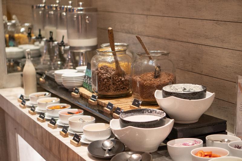 Movenpick Hotel Sukhumvit 15 Bangkok - Restoran