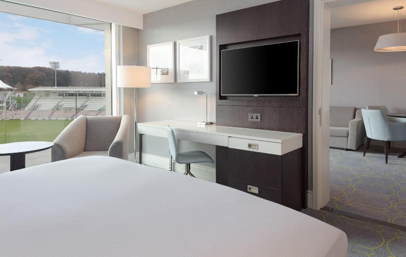 Hilton Southampton - Utilita Bowl - Oda