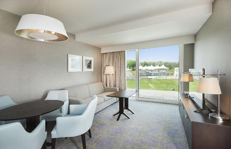 Hilton Southampton - Utilita Bowl - Oda