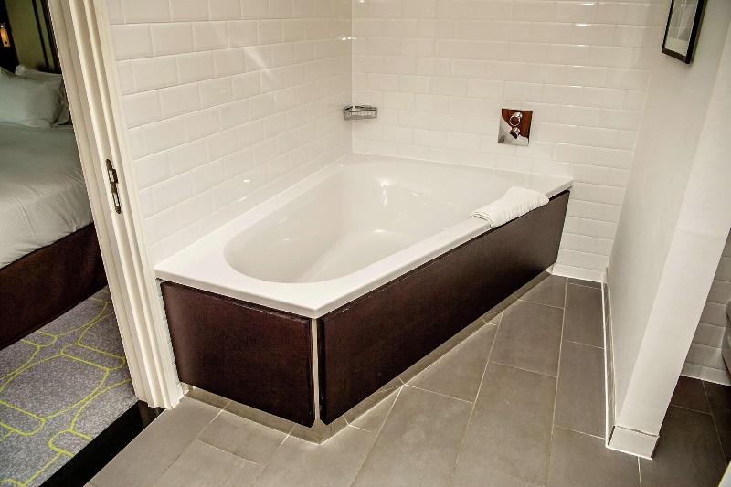 Hilton Southampton - Utilita Bowl - Oda