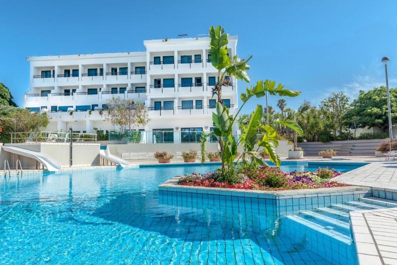 Acacia Marina - Genel