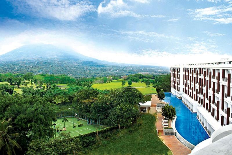 R Hotel Rancamaya - Teras