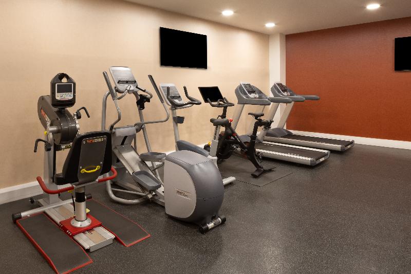 Hampton By Hilton Gatwick North - Aktivite