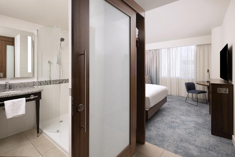 Hampton By Hilton Gatwick North - Oda