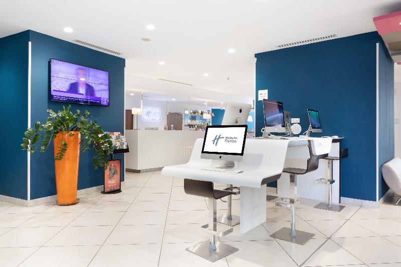 Holiday Inn Express Toulon - Est - Genel