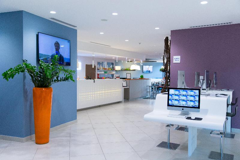 Holiday Inn Express Toulon - Est - Genel