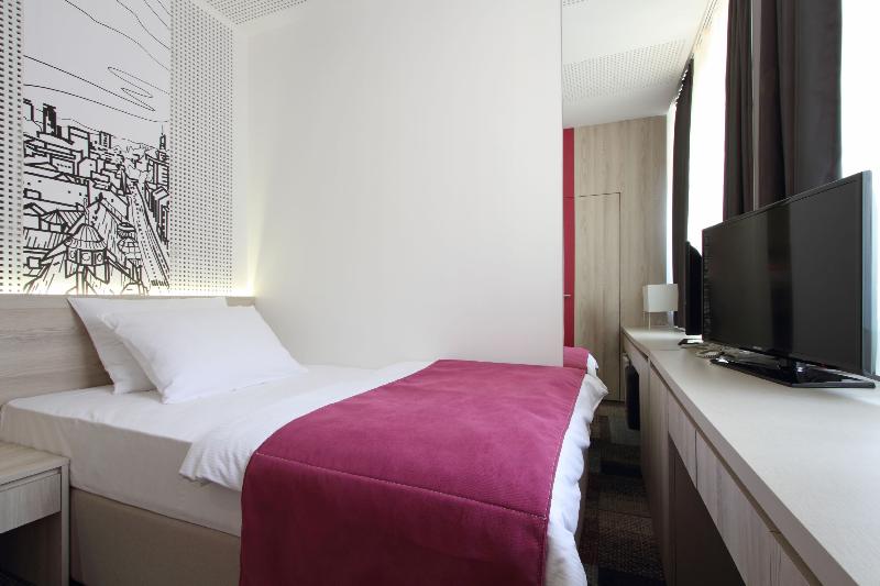 Hotel Cosmopolit - Oda