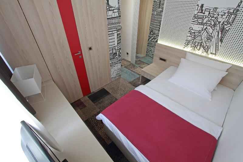 Hotel Cosmopolit - Oda