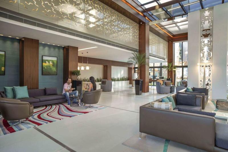 Tango Arjaan by Rotana - Lobi