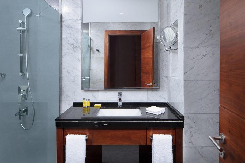 Delta Hotels By Marriott Istanbul Levent - Oda