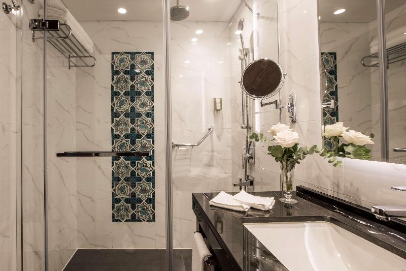 Delta Hotels By Marriott Istanbul Levent - Oda