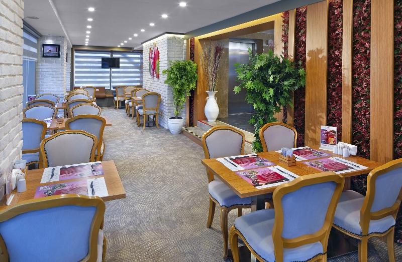 The Merlot Hotel - Lobi