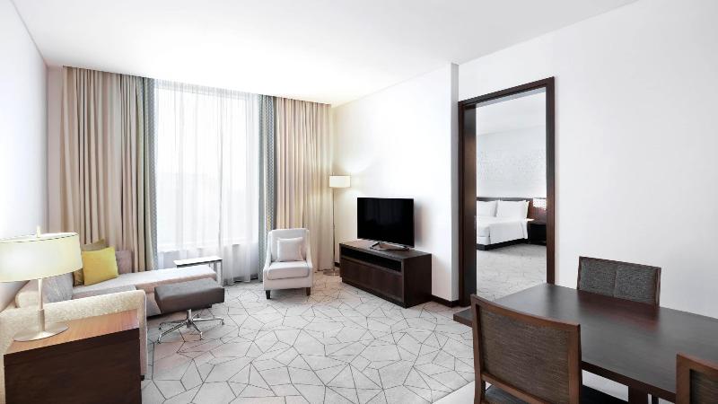 Hyatt Place Dubai Baniyas Square - Oda