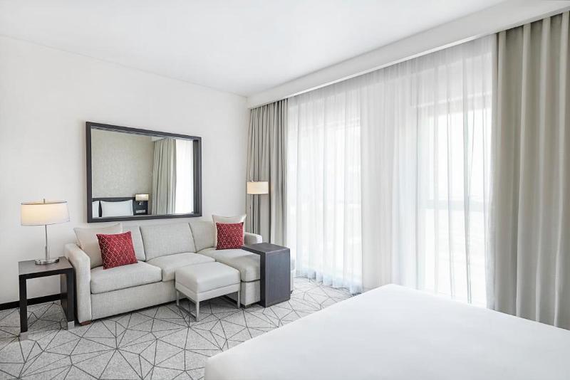 Hyatt Place Dubai Baniyas Square - Oda