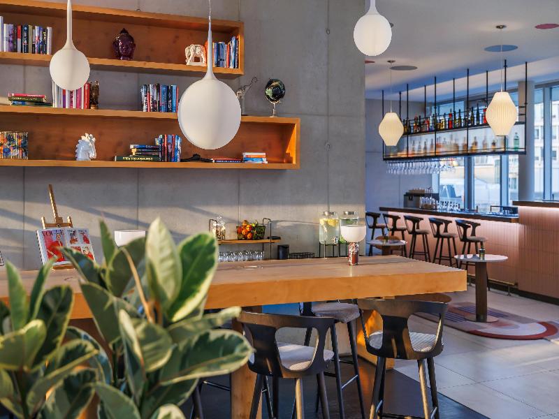 art'otel cologne powered by Radisson Hotels - Bar