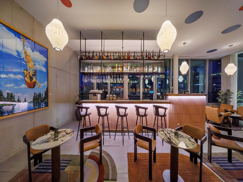 art'otel cologne powered by Radisson Hotels - Bar