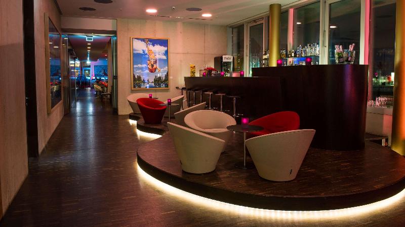 art'otel cologne powered by Radisson Hotels - Bar