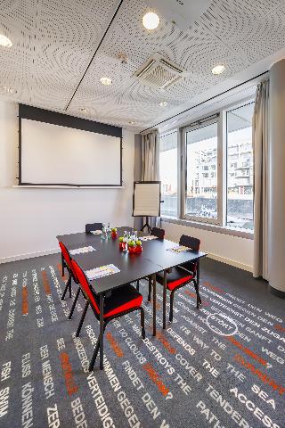 art'otel cologne powered by Radisson Hotels fotoÄŸrafÄ±