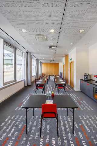 art'otel cologne powered by Radisson Hotels fotoÄŸrafÄ±