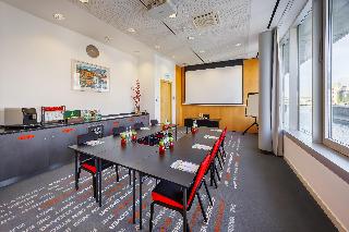 art'otel cologne powered by Radisson Hotels fotoÄŸrafÄ±