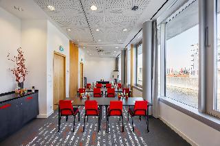 art'otel cologne powered by Radisson Hotels fotoÄŸrafÄ±