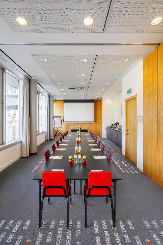 art'otel cologne powered by Radisson Hotels fotoÄŸrafÄ±