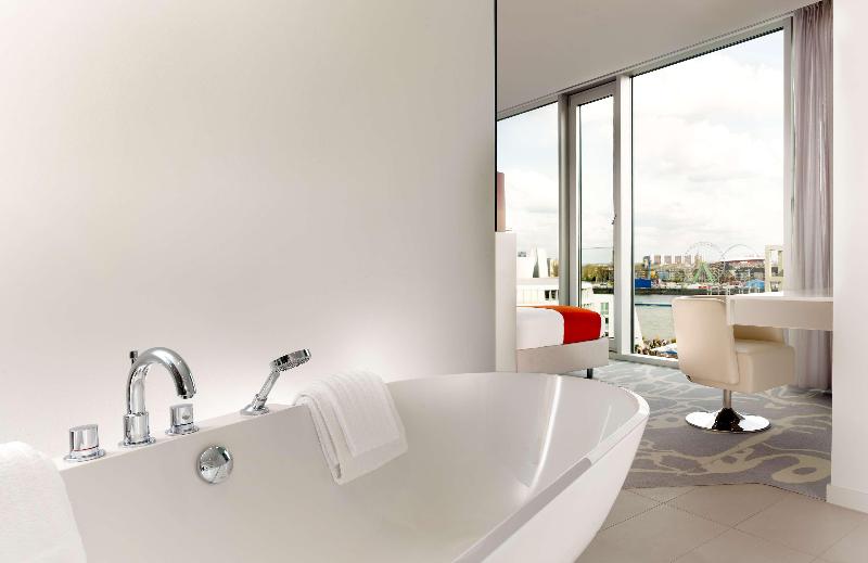 art'otel cologne powered by Radisson Hotels - Oda