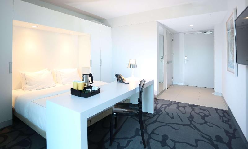 art'otel cologne powered by Radisson Hotels - Oda